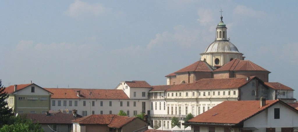 Abbazia con Istituto Salesiano